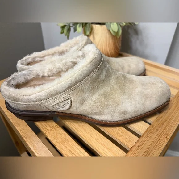 UGG Cream Suede Mule Women’s Size 7 - Picture 2 of 7